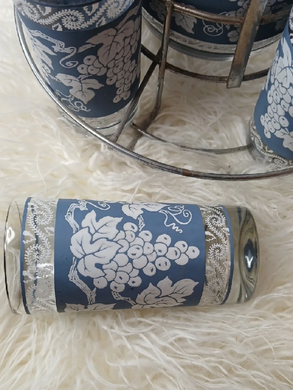 Blue Floral Glass Tumbler Set with Carrier